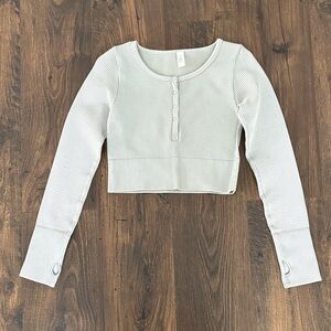 Offline by Aerie Thermal Top